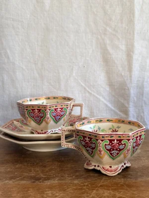 2 cups and saucers Sarreguemines Peking